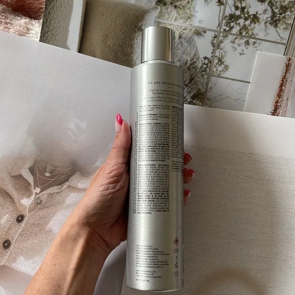 Monat Flex Control Hairspray - Picture 2 of 2